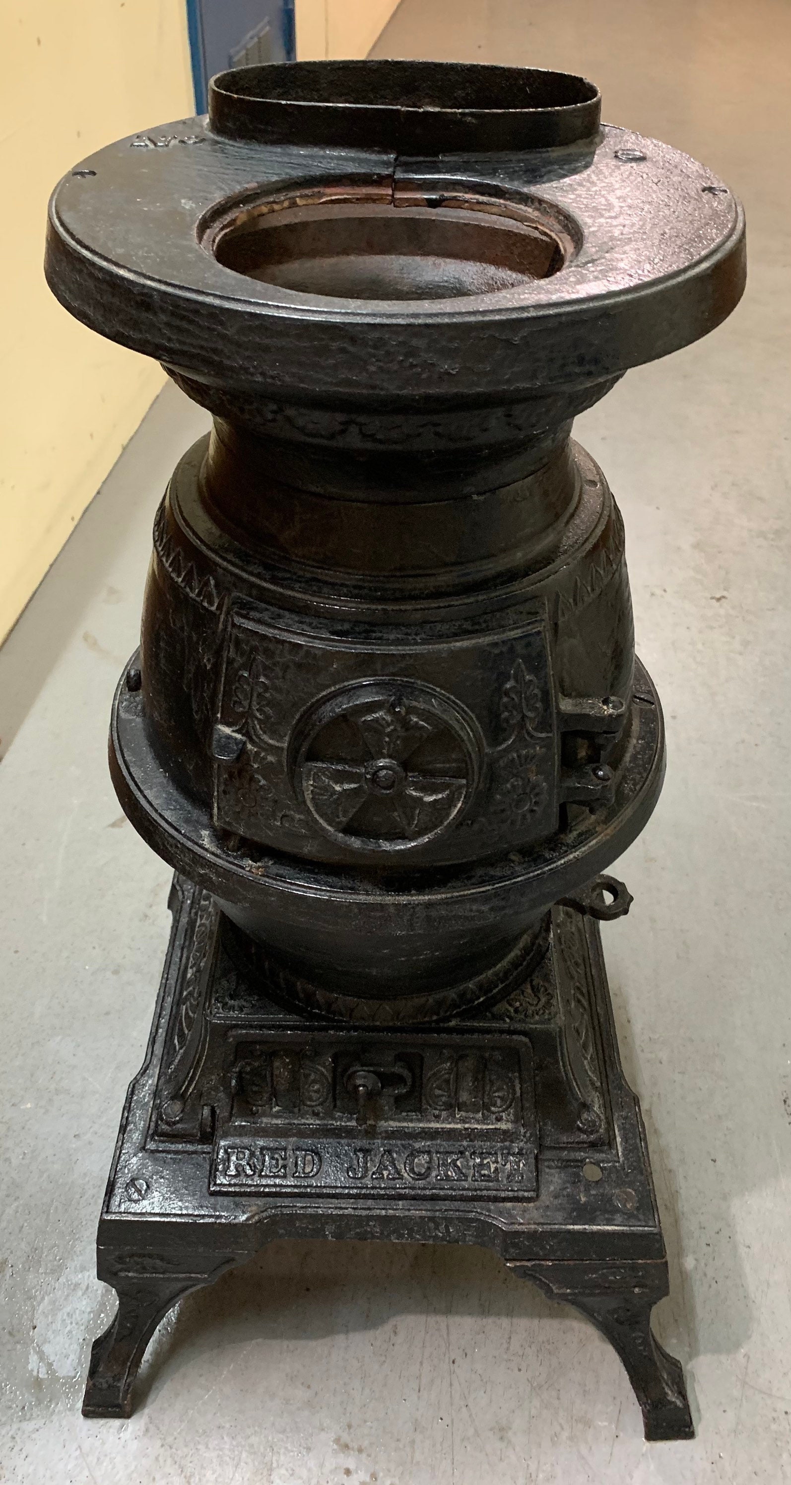 Antique 1885 Red Jacket 8 Cast Iron Pot Belly Parlor Stove - Etsy UK