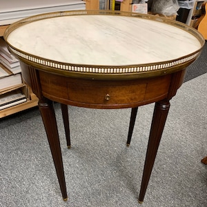 Antique French Louis XVI mahogany gueridon marble top table 28.5h24d shipping is not free bild 1