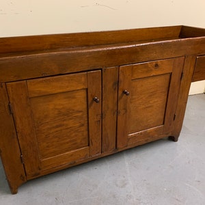 19th century Connecticut extended drawer dry sink 62w20d31.5h Shipping is not free
