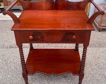Beautiful antique New England flamed mahogany wash stand bulbus turned legs 32w26w18.5d28h32h shipping is not free