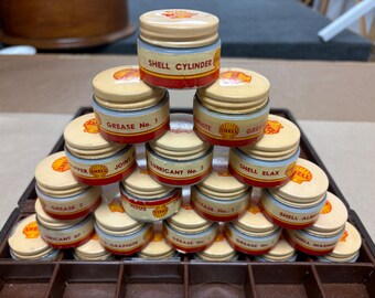 Antique rare Shell Oil Company grease and oil salesman sample kit 12x8.5x2