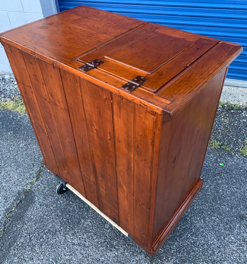 Beautiful 1905 Eddy solid Pine Refrigerator ice chest Boston Ma 35.5W20D37H Shipping is not free image 3