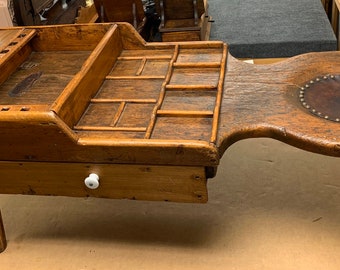 Primitive New York cobblers bench with tools 51W20d13h16.5h Shipping is not free