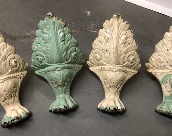 Monumental Antique Rare cast-iron bath tub claw feet set original green and white paint 15x9.25x6