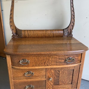 Antique wisconsin 1900 quartersawn oak washstand 20d34w28.5h53h ornate carved towel bar Shipping is not free