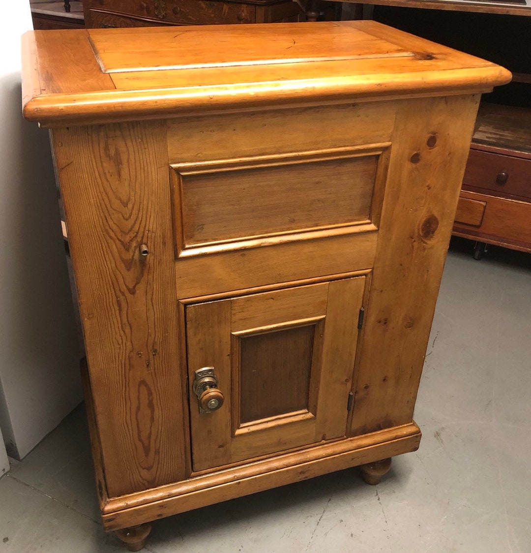 Beautiful 1879 Eddy Refridgerator Ice Chest Boston MA 32w21d45h