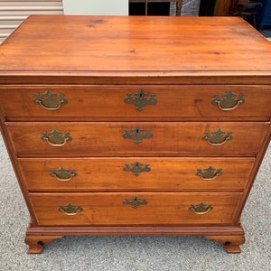Antique 18th C Pennsylvania chippendale 4 drawer cherry chest 37H39W24D shipping is not free