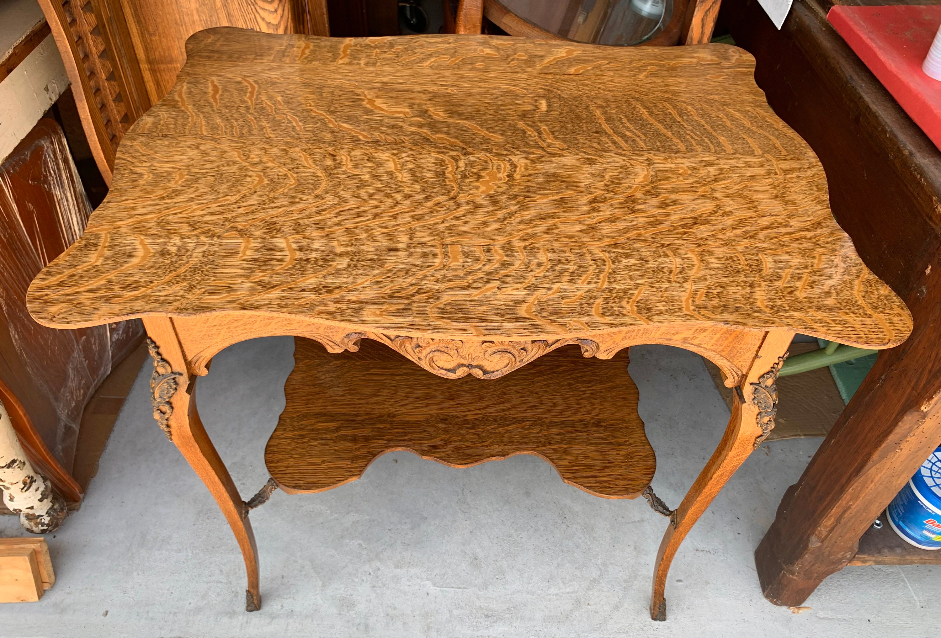 Sa24テーブル ビンテージ Antique Victorian Solid Oak Side Table Shaped Top 24d32w29.5h