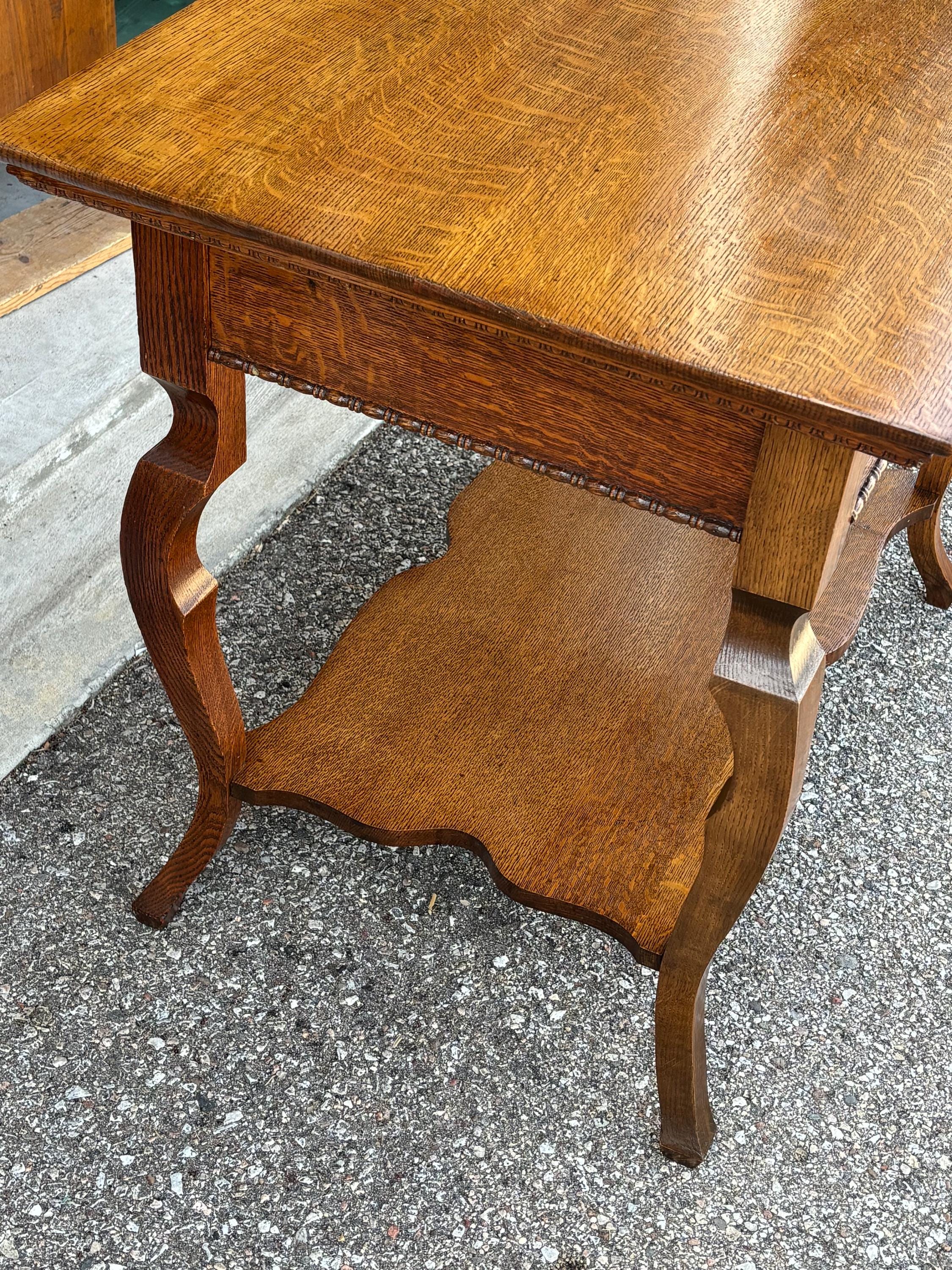 Antique Oak Minnesota Side Parlor Table Single Drawer Curved Legs