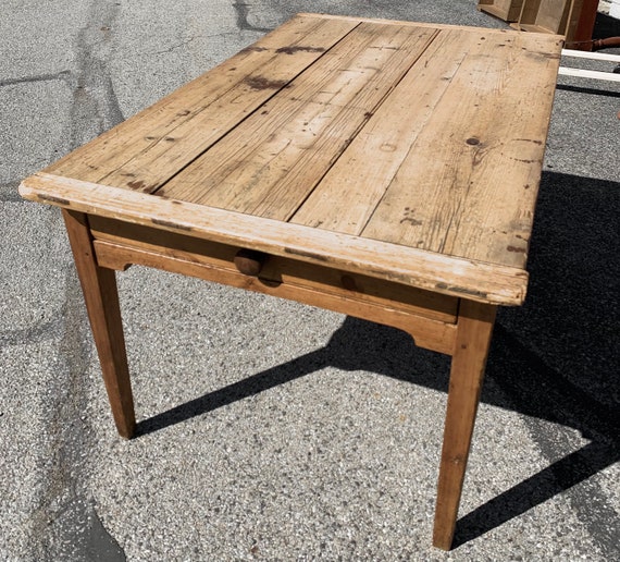 Antique pine harvest table deals
