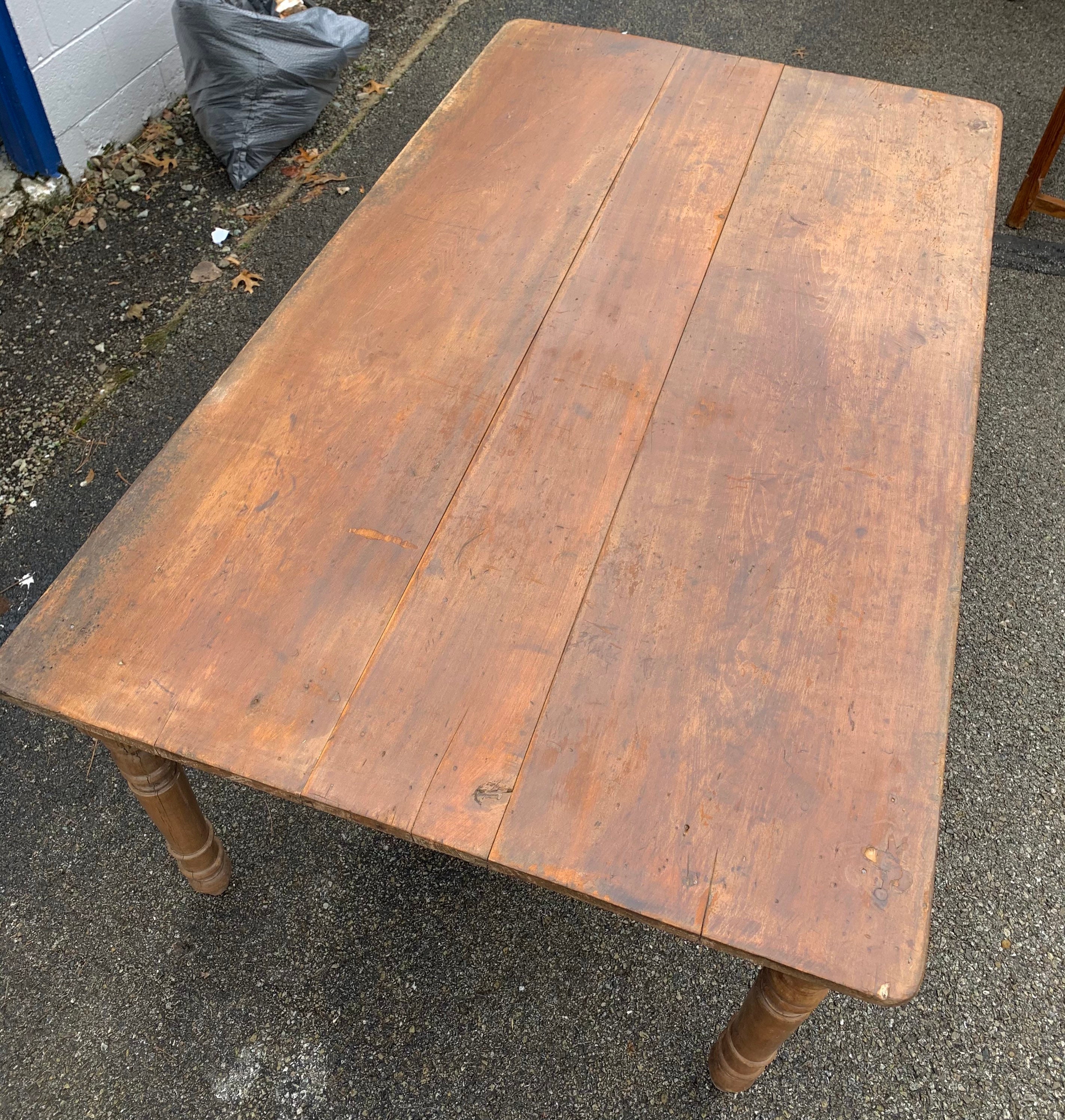 Primitive Pennsylvania Harvest Table in Pine Three Board Top