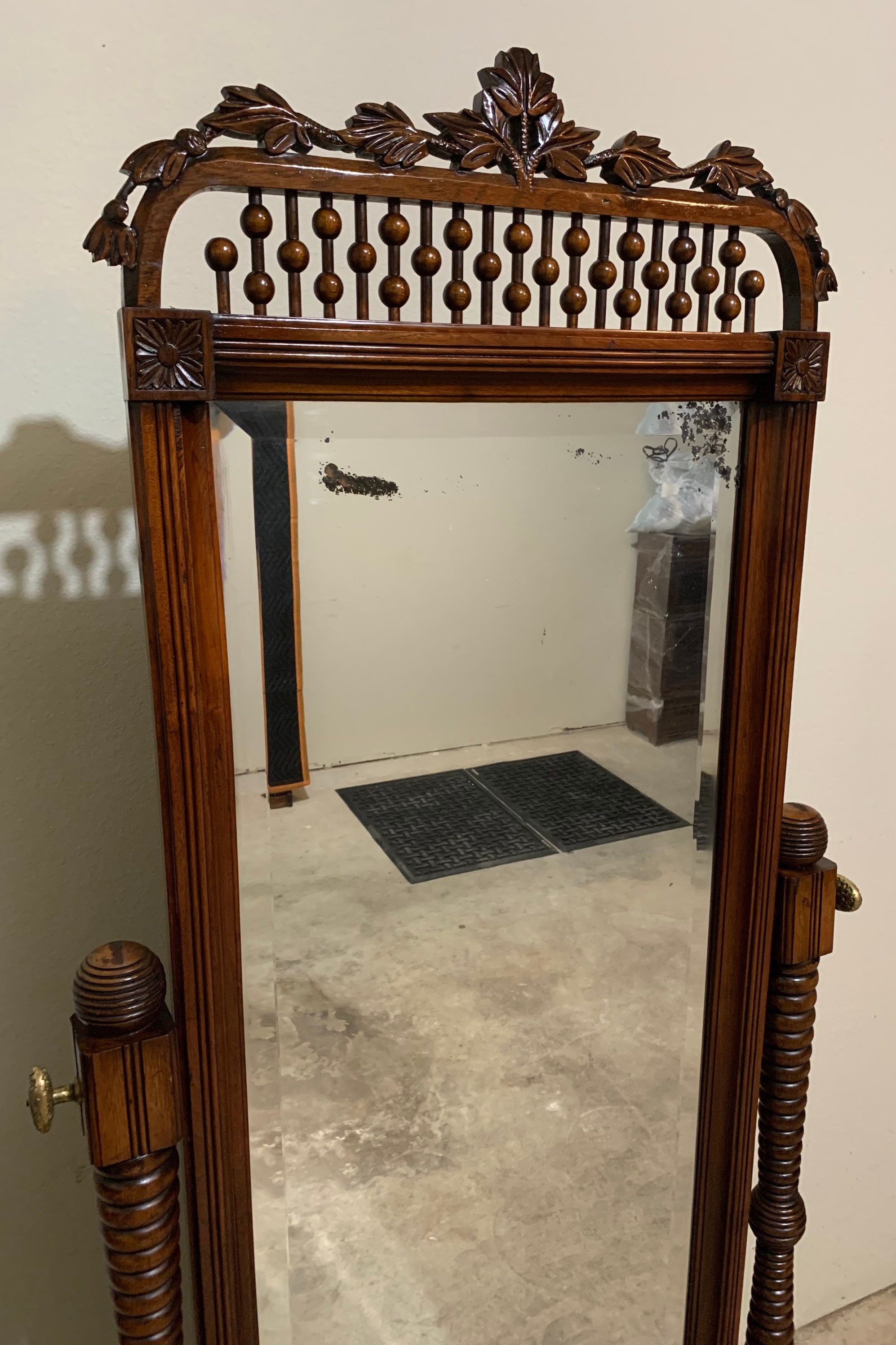 American Victorian Walnut Cheval Mirror Beautiful Stick and American Victorian Walnut Cheval Mirror Beautiful Stick and