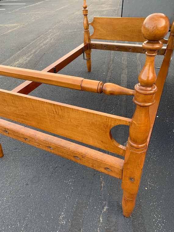 Antique Tiger Maple Cannon Ball Bed Beautiful Wood 44x74 Inside