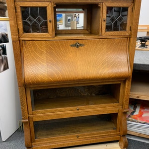 Antique 1907 oak Barrister 4 stack bookcase Secretary leaded glass 14D36W54H Shipping is not free