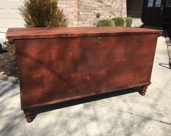 Federal Red Pennsylvania blanket chest on turned legs 41.5w17d22h Shipping is not free