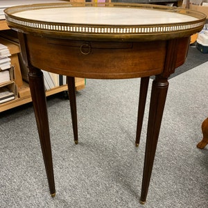 Antique French Louis XVI mahogany gueridon marble top table 28.5h24d shipping is not free bild 5