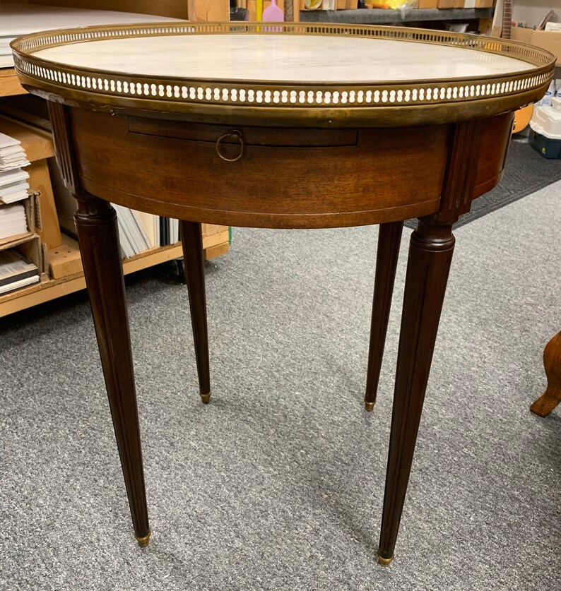 Antique French Louis XVI mahogany gueridon marble top table 28.5h24d shipping is not free bild 5
