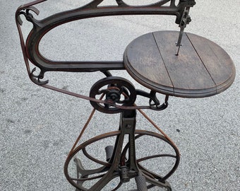 Antique American 1876 cast iron pedal scroll saw 20W24D48H shipping is not free