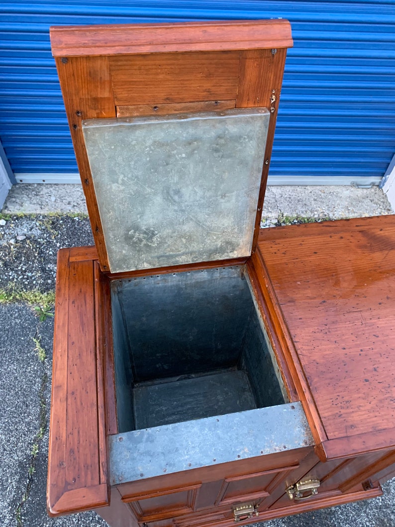 Beautiful 1905 Eddy solid Pine Refrigerator ice chest Boston Ma 35.5W20D37H Shipping is not free image 5