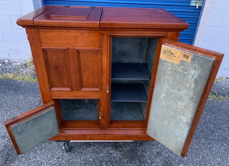 Beautiful 1905 Eddy solid Pine Refrigerator ice chest Boston Ma 35.5W20D37H Shipping is not free image 6