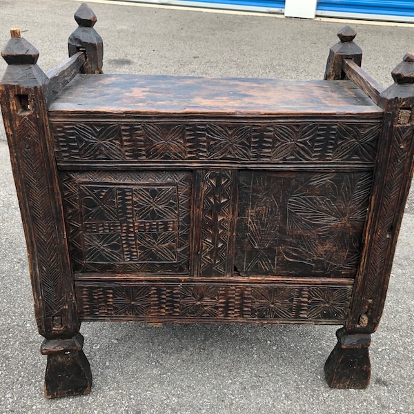 18th c. French Panettiere bread safe mortise and tenon sliding doors 26h16d24w Shipping is not free