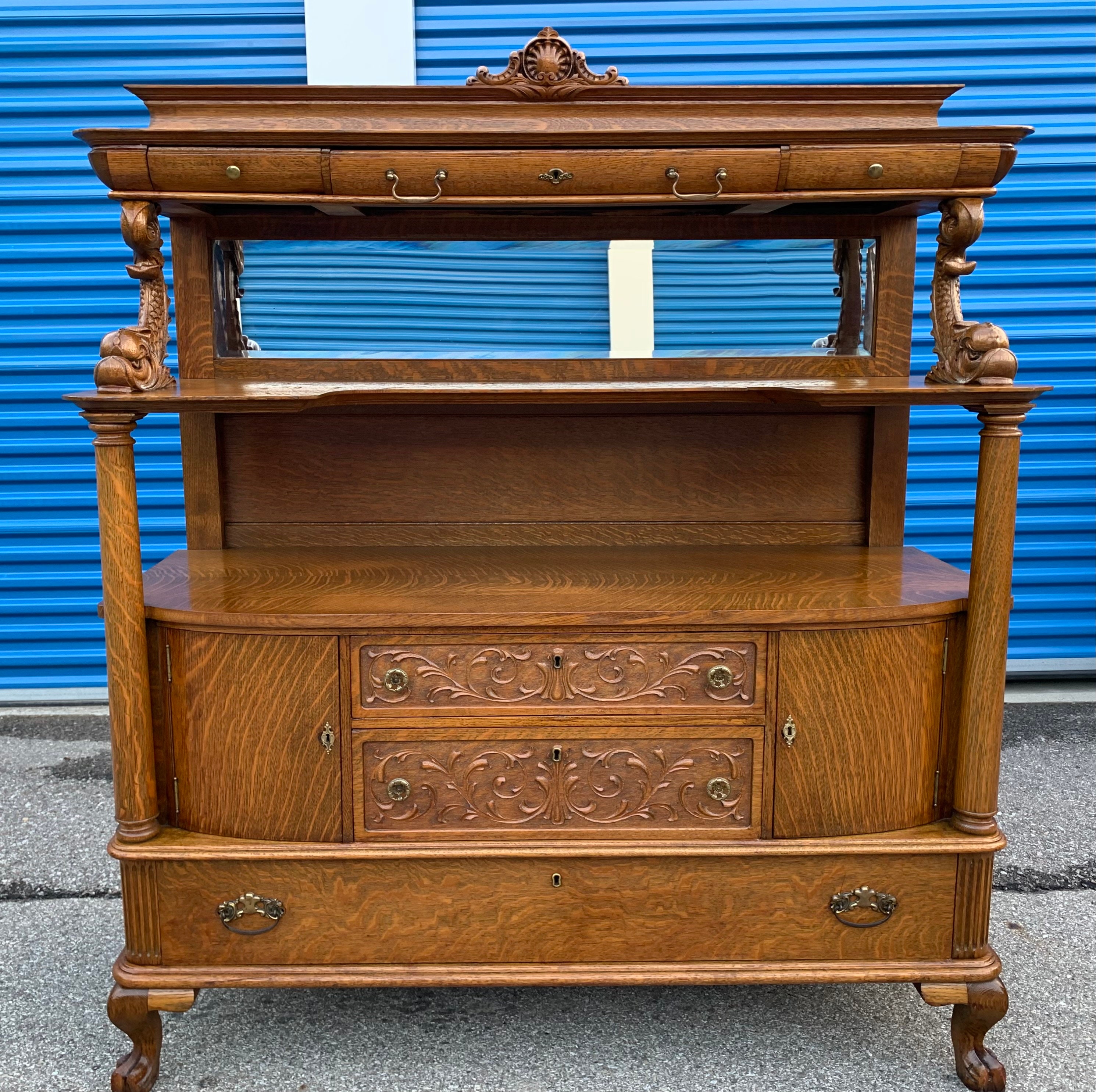 Beautiful Solid Quarter Sawn Oak Victorian Monumental Sideboard