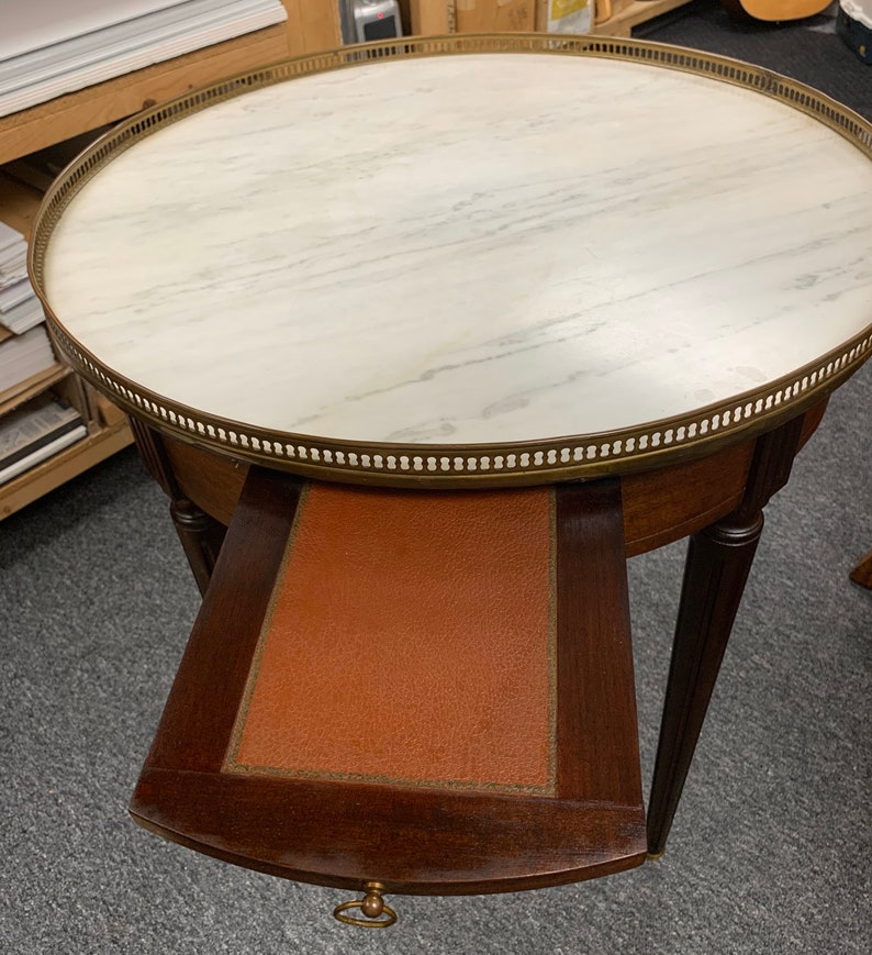 Antique French Louis XVI mahogany gueridon marble top table 28.5h24d shipping is not free bild 9