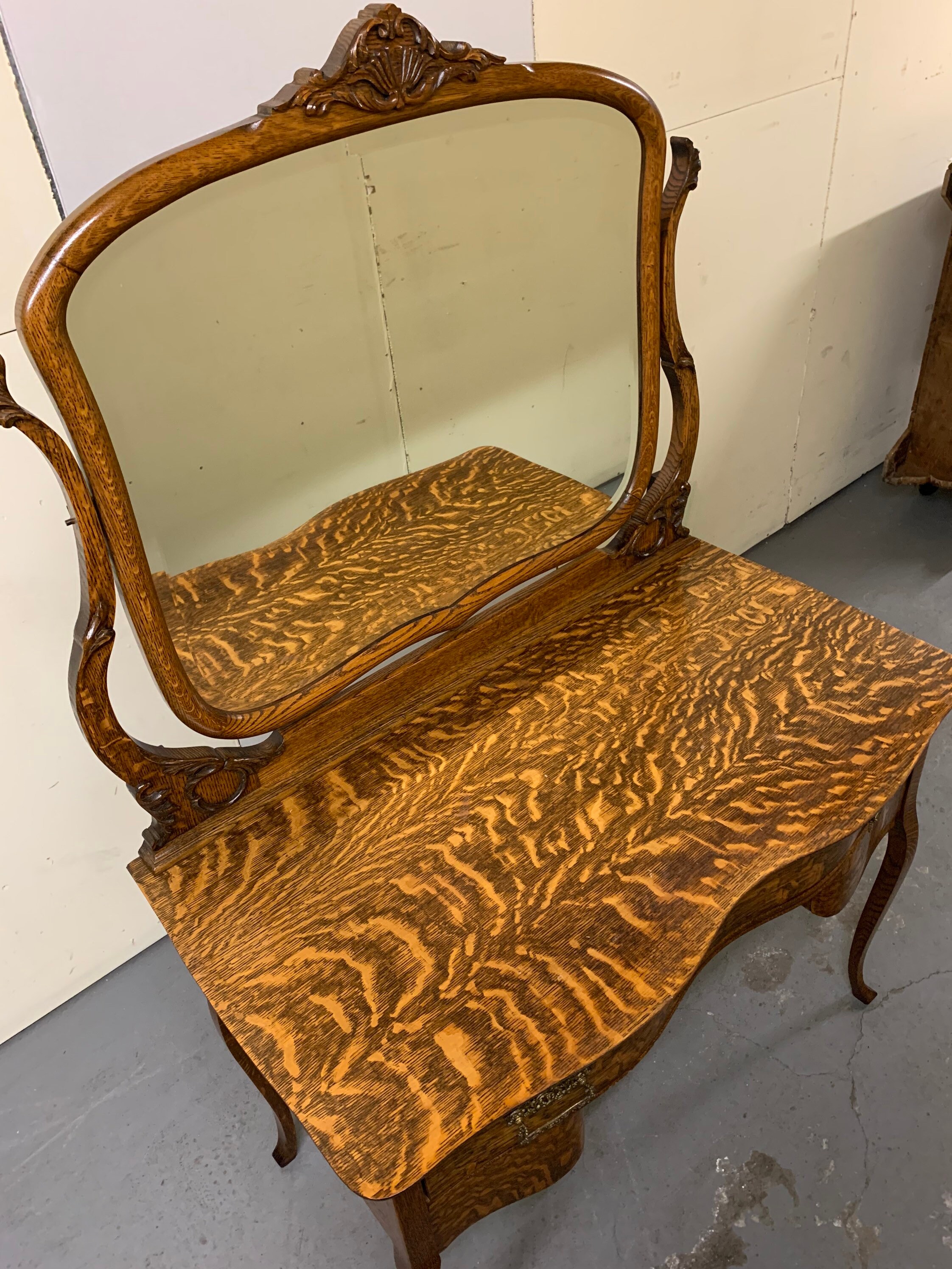 Antique tiger oak Victorian bureau vanity carved beveled Antique tiger oak Victorian bureau vanity carved beveled