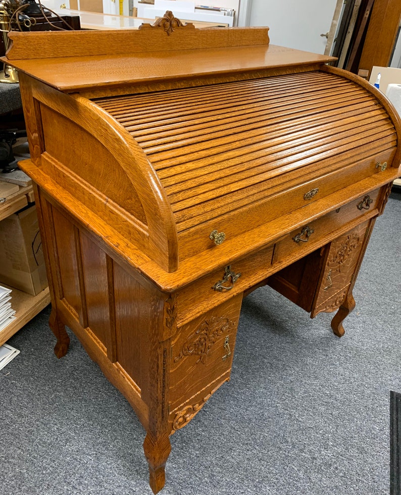 Beautiful antique Macey solid oak paneled roll top desk 40W28D30H44H Shipping is not free image 1