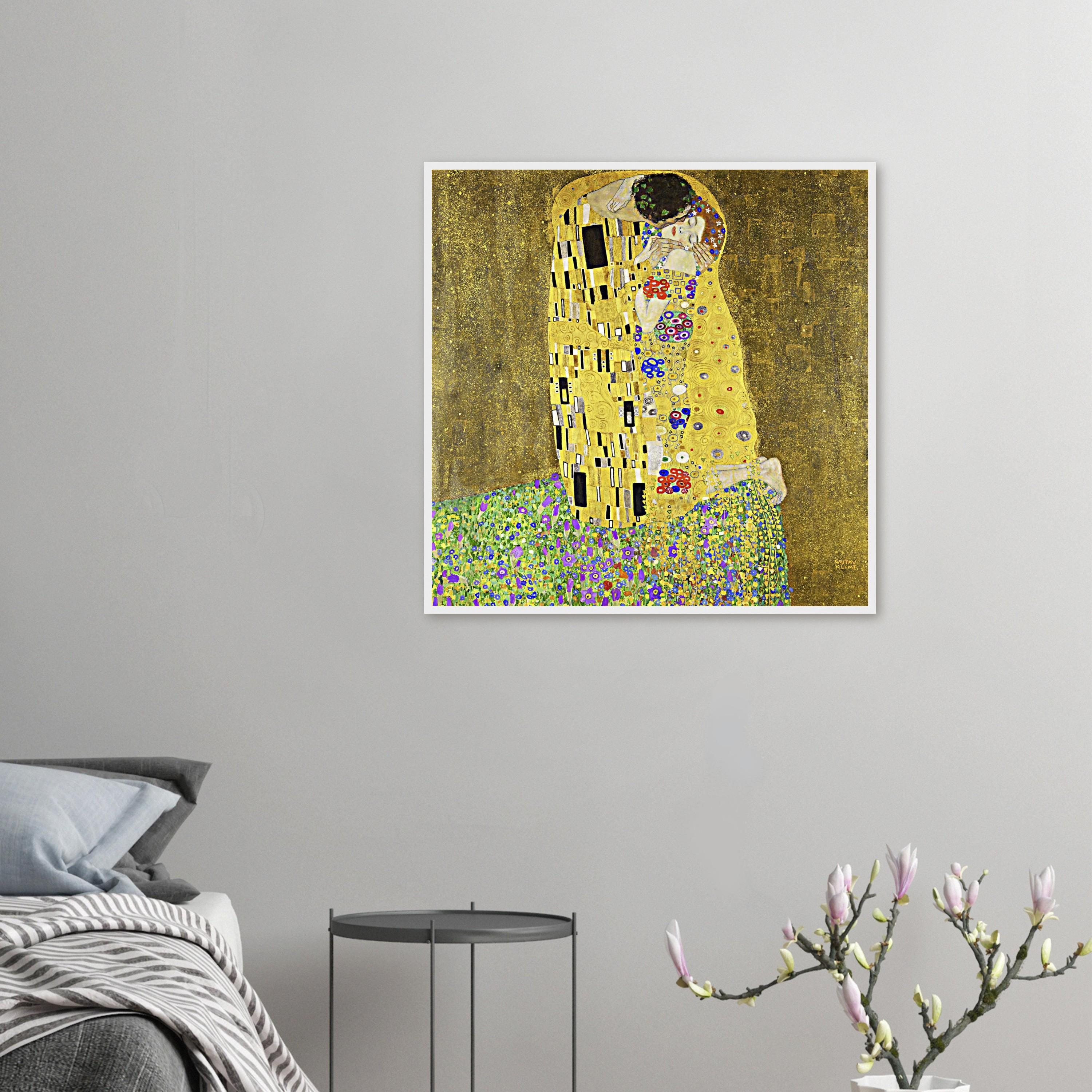 Klimt Kiss Art Print – Romantic Gold Wall Decor, Classic Gustav Klimt ...