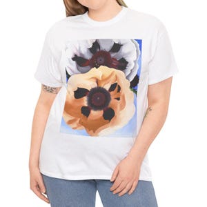 Georgia O&#39;Keeffe Poppies Tee - Classic Fit T-shirt - Elegant Georgia O&#39;Keeffe Inspired Tee - Twill Tape Shoulder Seams - Natures Lover Gift