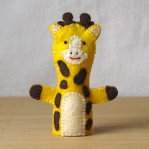 Felt finger puppet, giraffe, animal puppet, storytime puppet