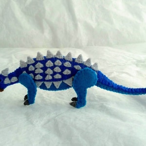 Ankylosaure, marionnette ankylosaure, marionnette à doigt ankylosaure, marionnette feutre ankylosaure, marionnette doigt feutre, marionnette dinosaure