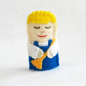 Little boy blue felt finger puppet, felt finger puppet, little boy blue, mother goose, nursery rhyme, felt puppet, finger puppet, boy