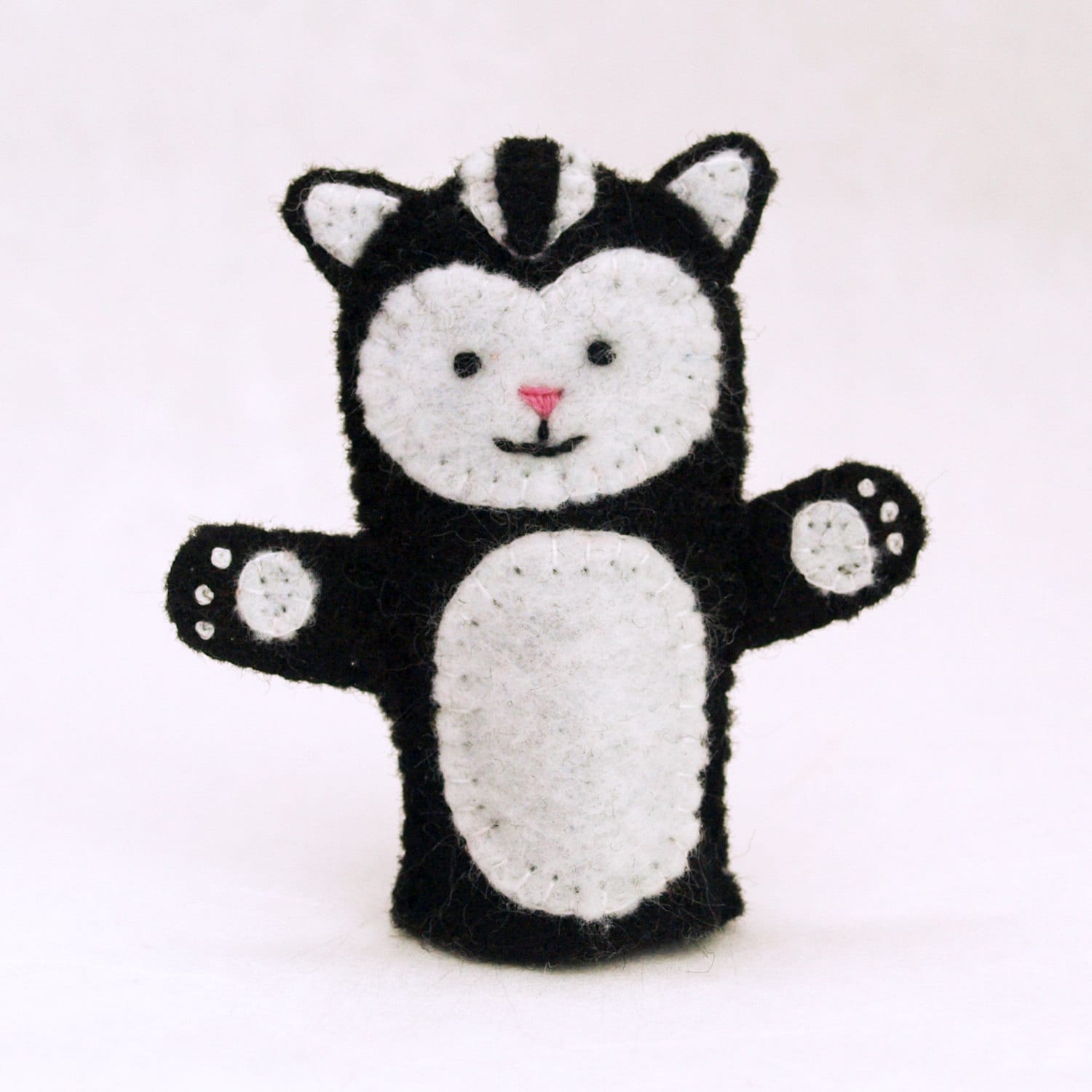 Skunk Felt Finger Puppet Animal Puppet Storytime Puppet Etsy