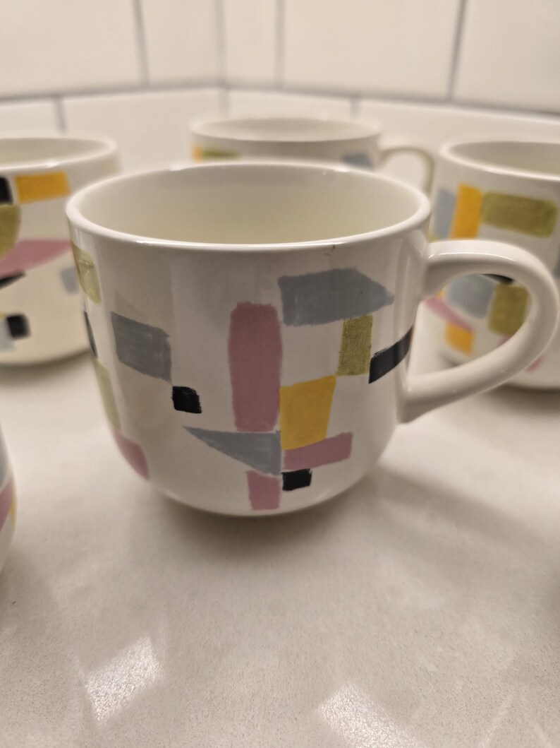 Anthropologie Geometric Color Block Retro Design Mugs - 6 Available 画像 2