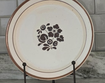 Brookville Collection by International Rustone 12  5/8 inch Chop Plate Round Platter Discontinued made in Japan