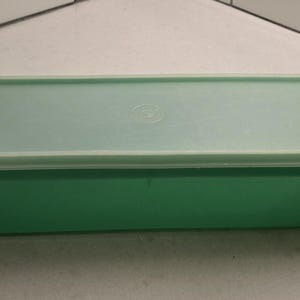 Vintage Tupperware Jadeite Rectangular Storage Keeper 892-3 for Celery, Eggs, with Lid 893-3