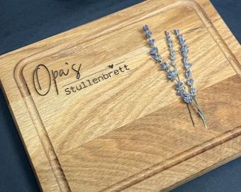 Schneidebrett aus Eiche mit Saftrille | geölt & langlebig | Geschenkidee Papa,Mama,Opa,Oma Brotzeit | Frühstücksbrett Holz 2 Größen