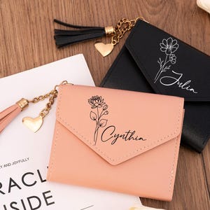 Carteira de flores de nascimento personalizada com nome, carteira personalizada para menina, porta-cartões, porta-moedas de couro, presente de despedida de solteira, presente de aniversário, presente de melhor amiga