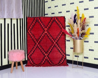 Vintage Boujad Moroccan Rug: Handwoven Wool Runner Rug, Boho Decor (5.2 x 3.6 ft)