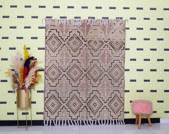 Handmade Boujaad Rug: Vintage Moroccan Washable Berber Carpet