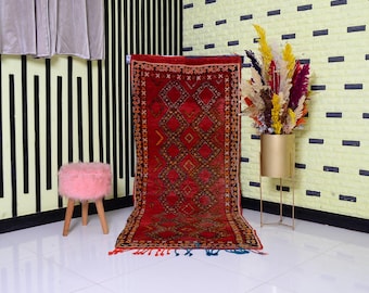 Vintage Moroccan Beni Mguild Rug, Moroccan Rug, Faded Rug Boujad Rug, Runner Rug, Bohemian Boho Decor