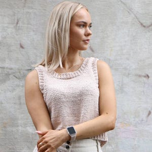 Singlet Knitting Pattern: Beginner-Friendly Bottom-Up Tank Top (PDF)