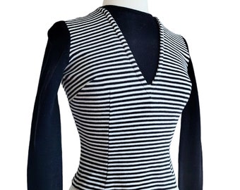 Vintage 50s Sweater Top Zip Back , Striped Knit Fitted Beatnik Bad Girl Shirt sm