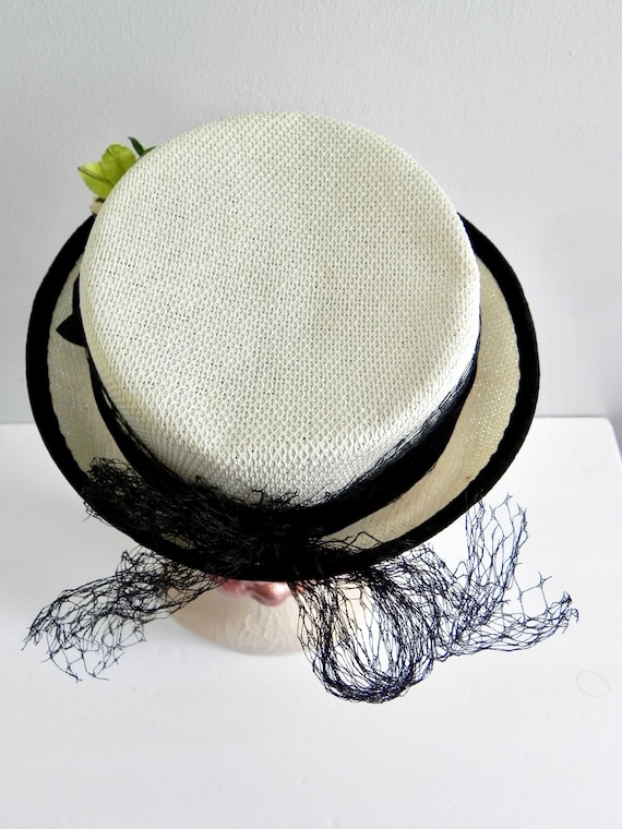 Vintage 50s Straw Hat with Flowers French Topper - image 8