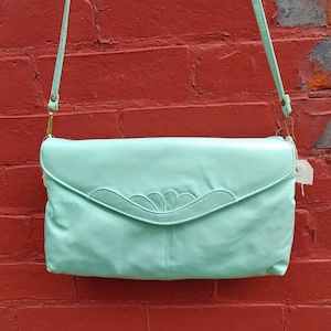 Bandolera o Clutch Vintage 80s Verde Menta NWT