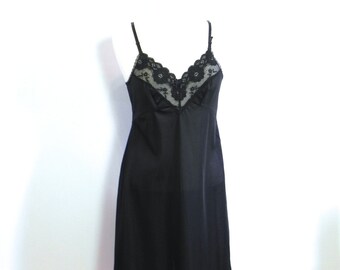 Vintage 50s Slip , Saucy Black Pinup Slip with Lace