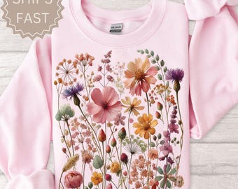 Vintage Pressed Flowers Sweatshirt, Boho Cottagecore Crewneck, Pastel Botanical Floral Pullover, Fairycore Oversized Wildflowers Sweatshirt