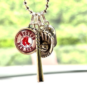 Red sox shop rope necklace
